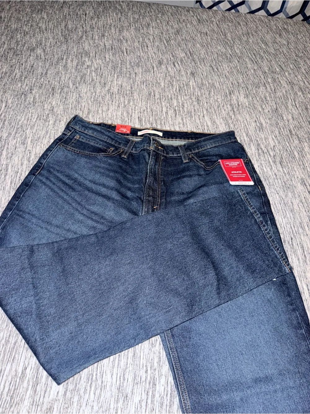 Levi's Men's Dark Indigo Slim Straight Jeans
